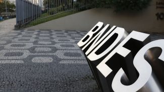 Lucro do BNDES tem queda de 28% no primeiro trimestre