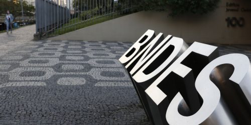 Imagem referente a Lucro do BNDES tem queda de 28% no primeiro trimestre