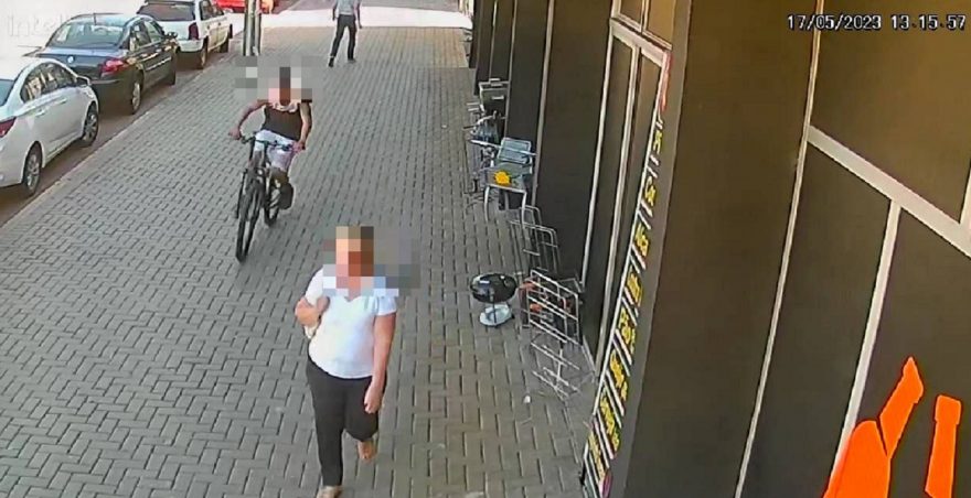 Bicicleta da marca Endorphine foi furtada no Centro