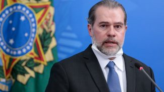 Ministro Toffoli é internado em hospital de Brasília com covid-19