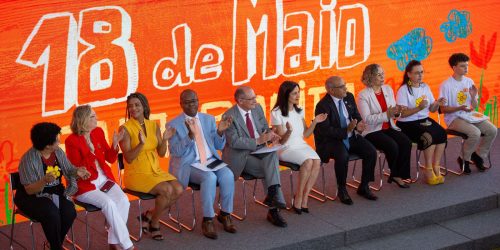 Proteger crianças de abusos envolve atenção a famílias, diz ministro