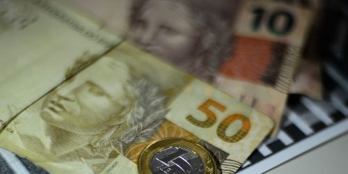 Imagem referente a Atividade econômica cresce 2,41% no primeiro trimestre, informa BC