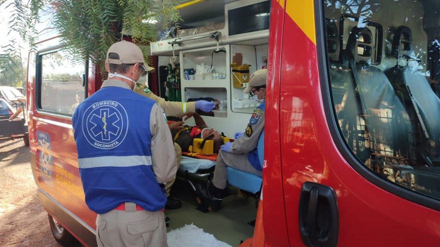 Homem sofre contusão na lombar após queda no Interlagos
