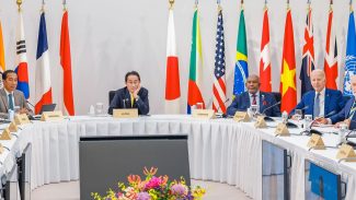 G7 promete esforços para atingir cobertura universal de saúde no mundo