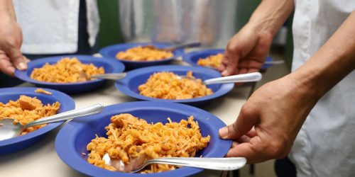 Imagem referente a Evento internacional reúne especialistas em alimentação escolar