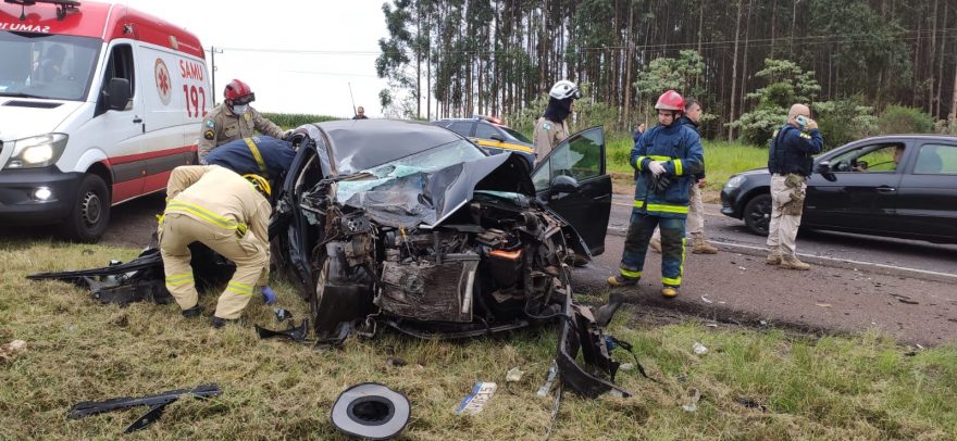 Motorista fica ferida em grave acidente na BR-277 entre Cascavel e Santa Tereza do Oeste