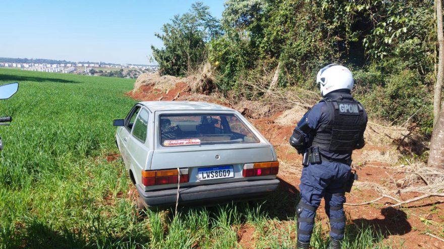 Gol com indicativo de furto é recuperado pela Guarda Municipal no Sanga Funda