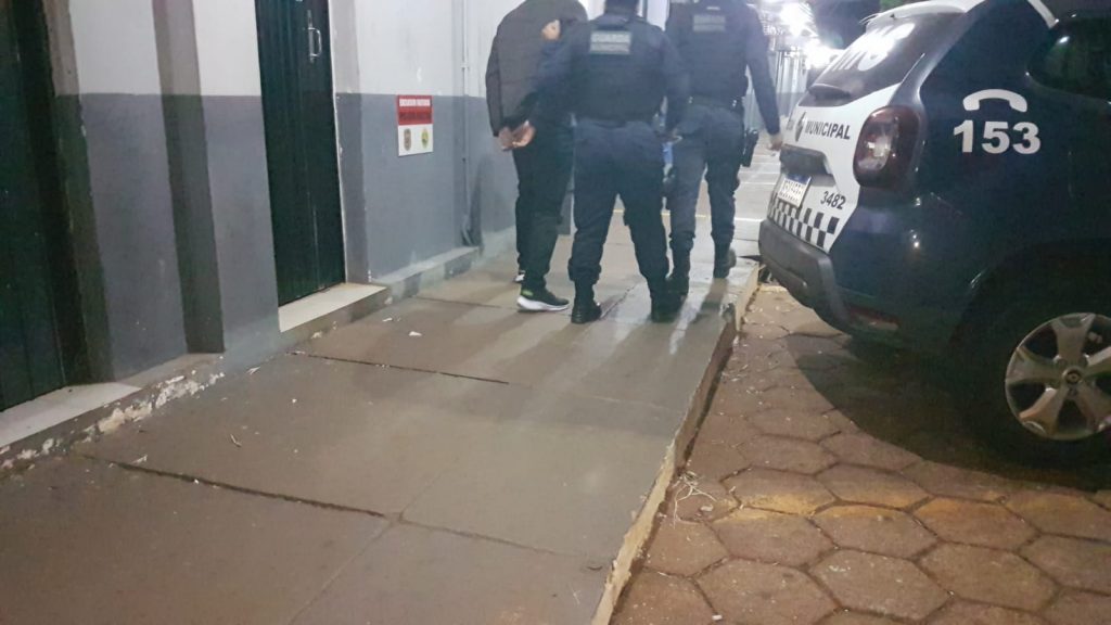 Procurado pela Justiça por estupro de vulnerável é encontrado pela GM