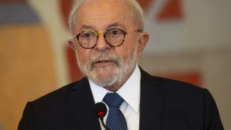 Lula recusa convite de Putin para ir a fórum econômico