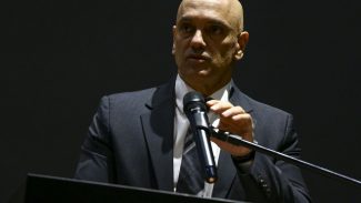 Moraes manda Telegram indicar representante legal para não sair do ar