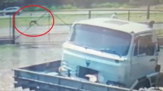 Veja o momento em que assaltante foge correndo após ferir motorista de aplicativo