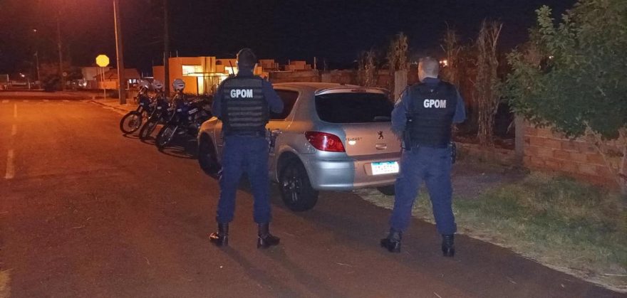 Carro roubado de vítimas que ficaram amarradas no Universitário é recuperado pela GM