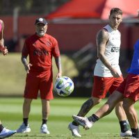 Fla recebe Cruzeiro em busca de 4ª vitória consecutiva no Brasileiro