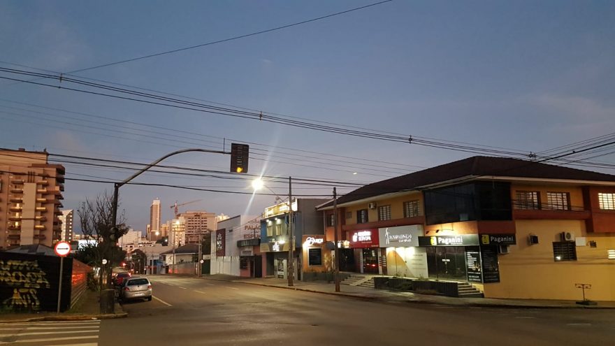 Atenção: Semáforos na Rua Pio XII com Rio Grande do Sul estão no sistema Amarelo Intermitente