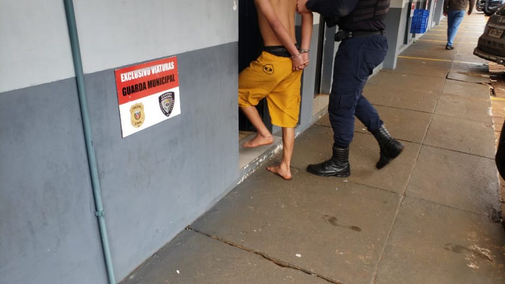Adolescente é apreendido após ameaçar Guardas Municipais