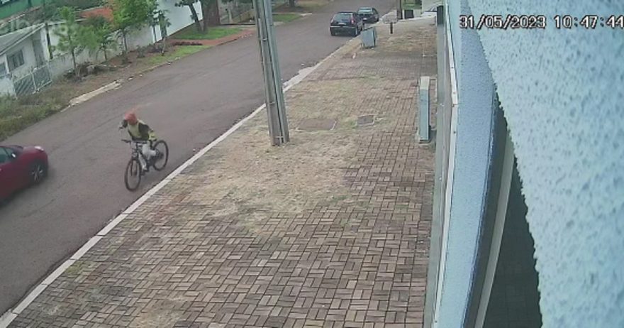 Bicicleta Shimano foi furtada de residência no Bairro Pacaembu