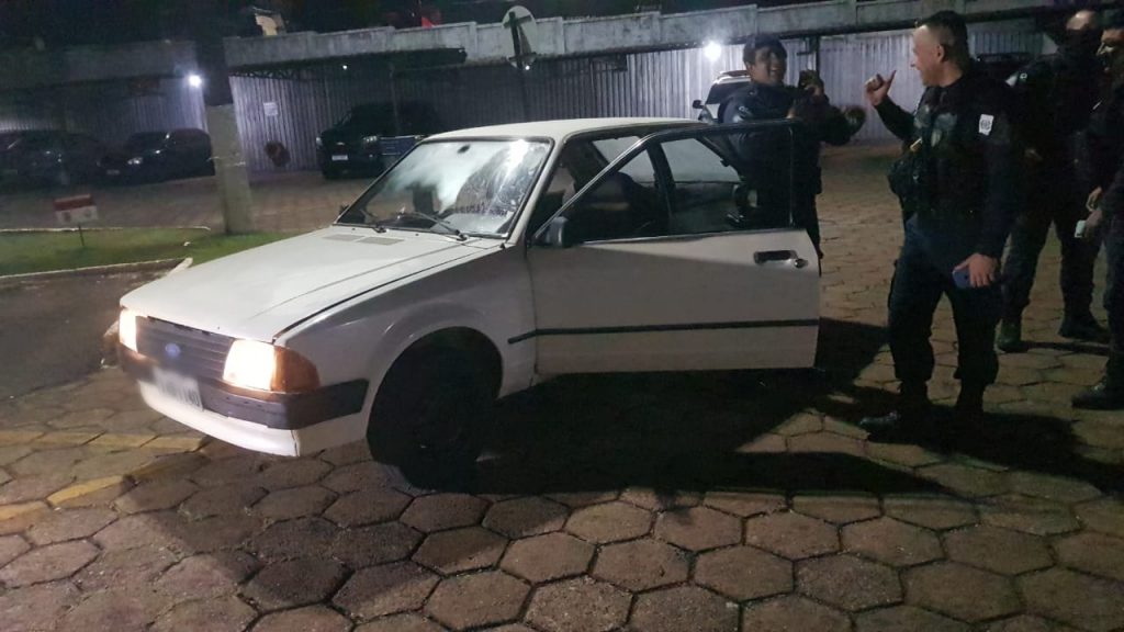 Escort com alerta de furto é recuperado pela Guarda Municipal