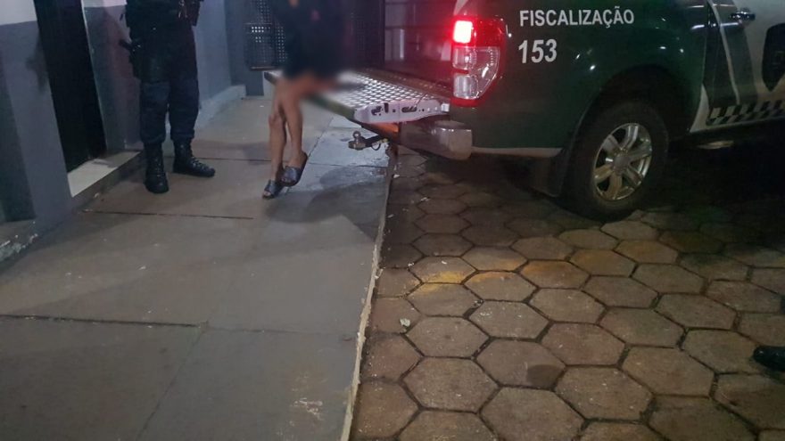 Procurada pela justiça é detida durante abordagem da GM no Centro