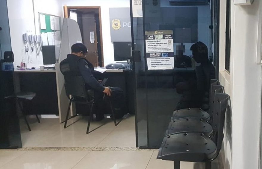 Jovem tem celular roubado durante assalto no bairro Pioneiros Catarinenses