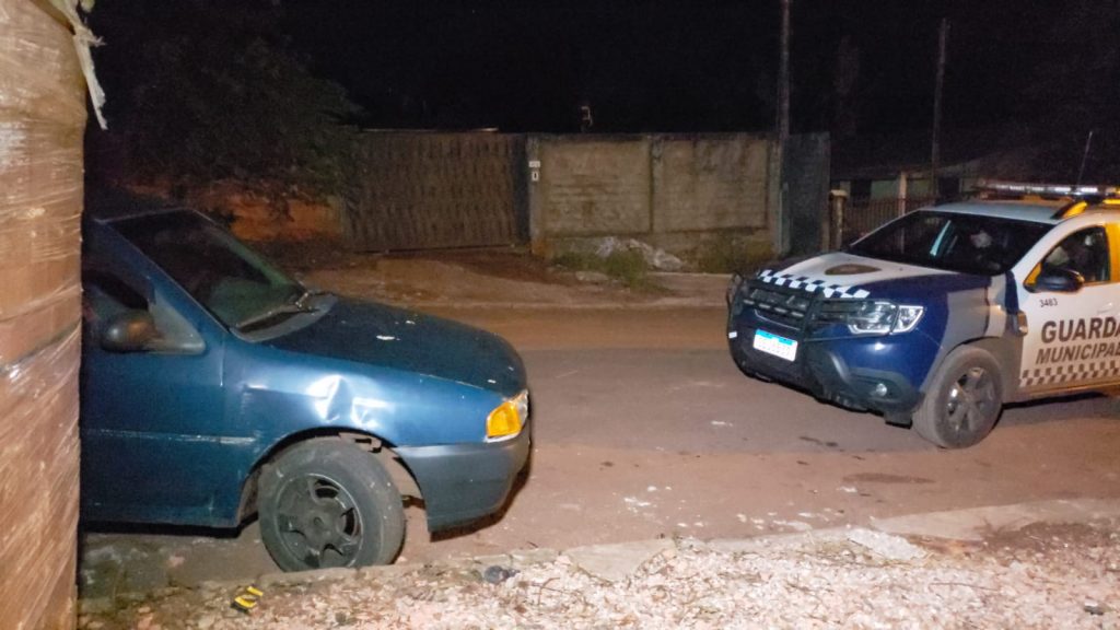 Veículo Gol com registro de furto é localizado no bairro Santo Onofre Veículo Gol com registro de furto é localizado no bairro Santo Onofre