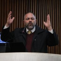 Imagem referente a Deputado Artagão Júnior e seu gabinete lideram gastos com diárias em 2023