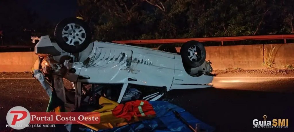 Capotamento deixa dois feridos na rodovia BR-277 em São Miguel do Iguaçu Capotamento deixa dois feridos na rodovia BR-277 em São Miguel do Iguaçu