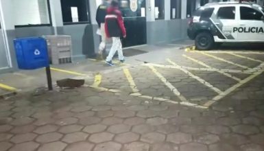 Imagem referente a De carona em carro de aplicativo, adolescente é apreendido pela PRF com 30,5 kg de maconha
