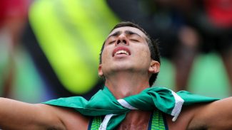 Marcha atlética: Caio Bonfim bate recorde brasileiro nos 20 km