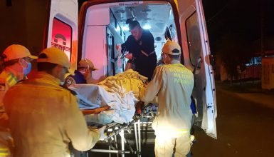 Imagem referente a Mulher fica gravemente ferida após ser esfaqueada no pescoço no Bairro Riviera