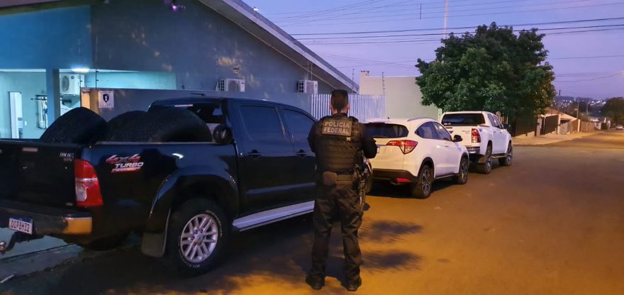 PF desencadeada ação contra contrabandistas que ‘esquentavam’ dinheiro em Cascavel e ainda monitoravam policiais
