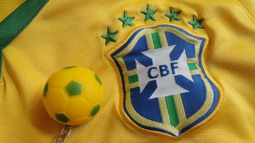 Unidade e solidariedade: como a nação brasileira mostra força contra o racismo em apoio a Vinicius Junior Imagem referente a Unidade e solidariedade: como a nação brasileira mostra força contra o racismo em apoio a Vinicius Junior