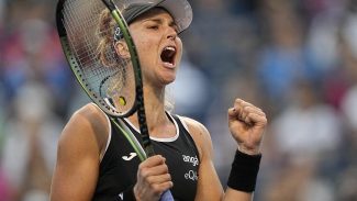 Bia Haddad vence e país volta às quartas de Roland Garros após 19 anos