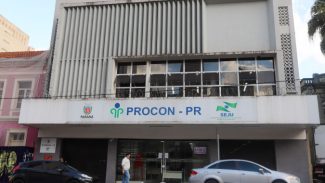 Procon-PR multa Cinesystem em R$ 100 mil por prática irregular na cobrança de ingressos