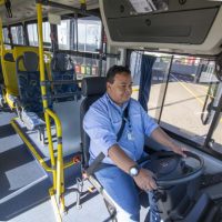 Imagem referente a Londrina inicia teste inédito no País com ônibus movido 100% a biometano no transporte urbano