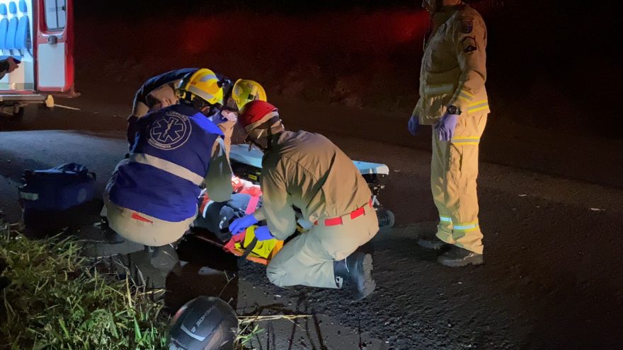 Homem fica ferido ao cair de moto na BR-467 no cruzamento com a rodovia BR-163