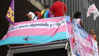 Marcha Trans ocupa ruas centrais de São Paulo e pede mais visibilidade