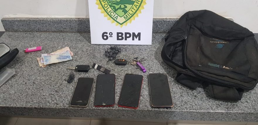 Dupla é detida pela PM com drogas no bairro Cataratas, em Cascavel