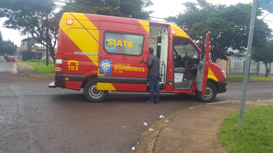 Idosa sofre suspeita de fratura na perna após ser atropelada no bairro Coqueiral