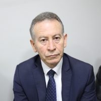 Imagem referente a Com aumento constante de gastos, Prof. Lemos já pode entregar a playlist e 