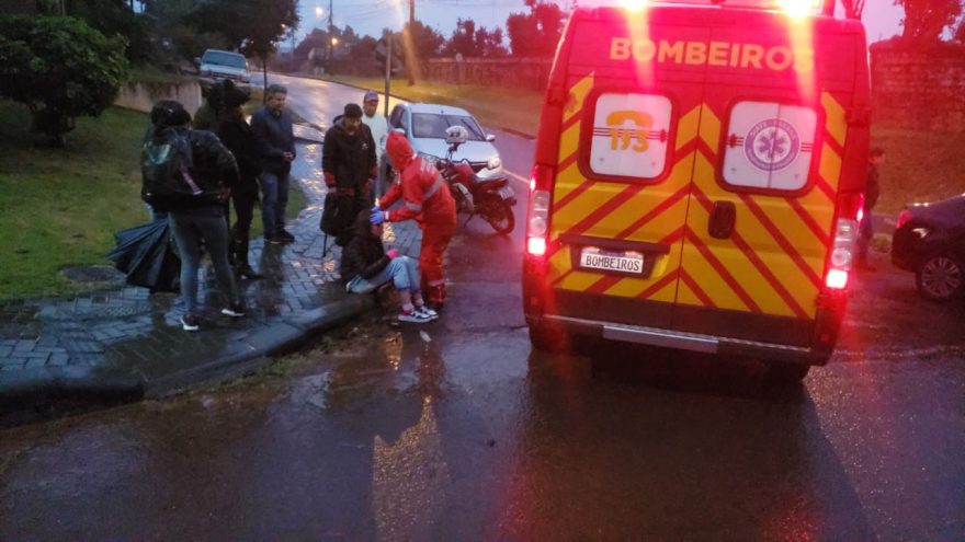 Siate atende vítimas de acidente de trânsito no Periolo