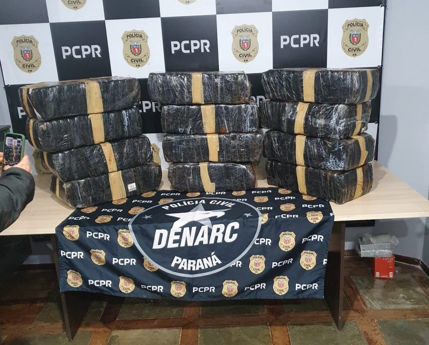 Denarc de Cascavel apreende 216 kg de maconha em Jotaesse