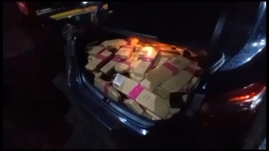 Policiais Rodoviários Federais apreendem 447 kg de maconha em Santa Terezinha de Itaipu