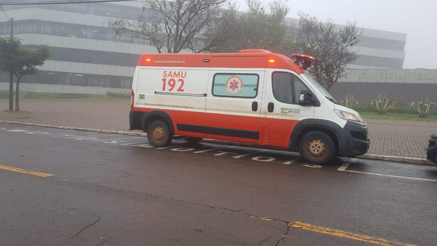 Homem passa mal no Setor de Alvará da Prefeitura e é socorrido pelo Samu