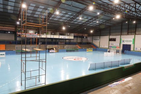 Reforma do Ginásio da Neva começa em Cascavel Imagem referente a Reforma do Ginásio da Neva começa em Cascavel