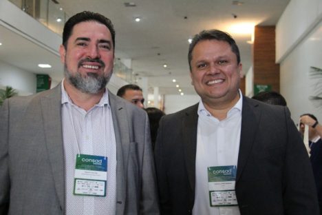 Paraná destaca adesão à Nova Lei de Licitações e ações inovadoras da gestão em evento nacional