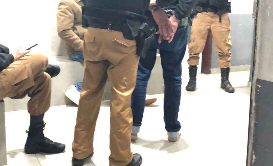Homem é detido por violência doméstica no Santa Felicidade
