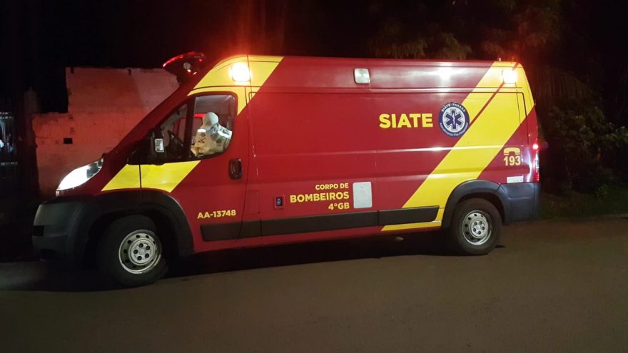 Mulher passa mal, sofre queda e é socorrida pelo Siate no Cascavel Velho