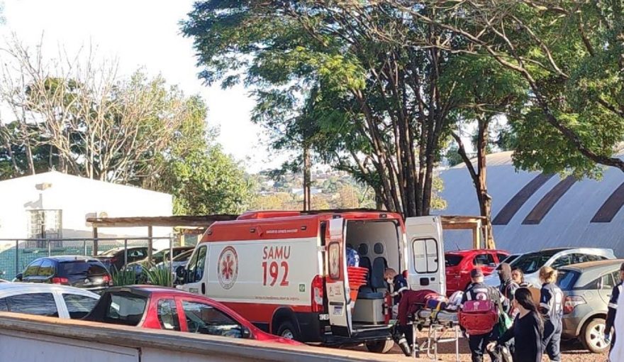 Adolescente é atendido em crise convulsiva após queda em colégio no Morumbi