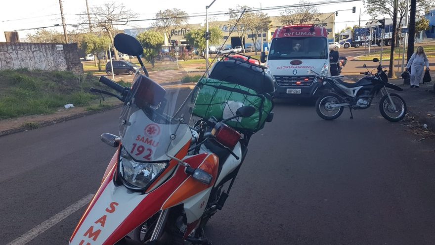 Idoso de 80 anos é atropelado por moto e várias equipes do Samu são acionadas para atendimento
