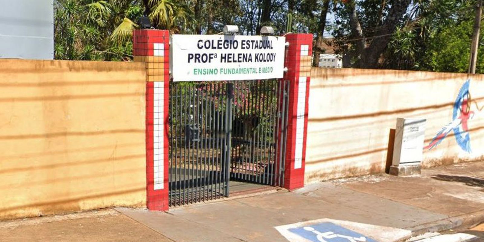 MPPR denuncia três pessoas investigadas por participação em atentado em escola de Cambé Imagem referente a MPPR denuncia três pessoas investigadas por participação em atentado em escola de Cambé